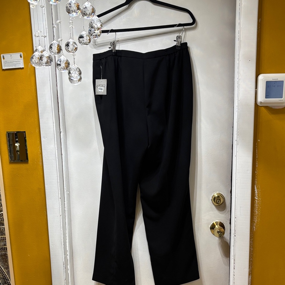 Kasper Black Wide Leg Pants - Picture 2 of 2